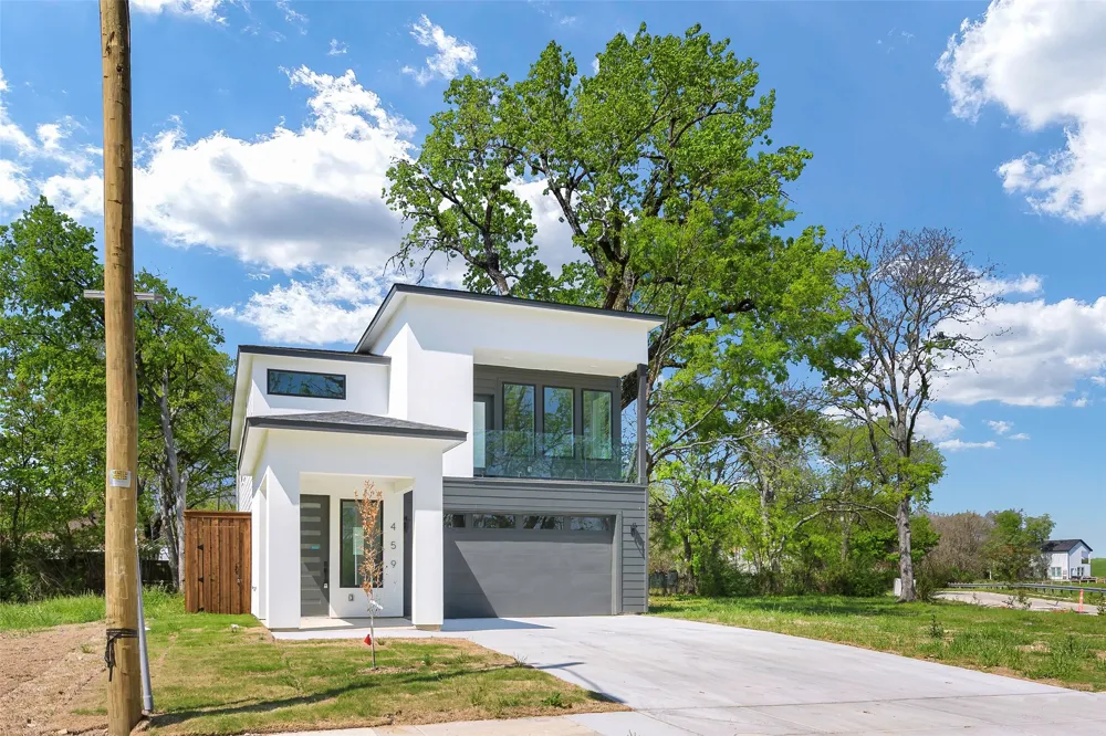459 Hart Street Dallas, TX 75203
