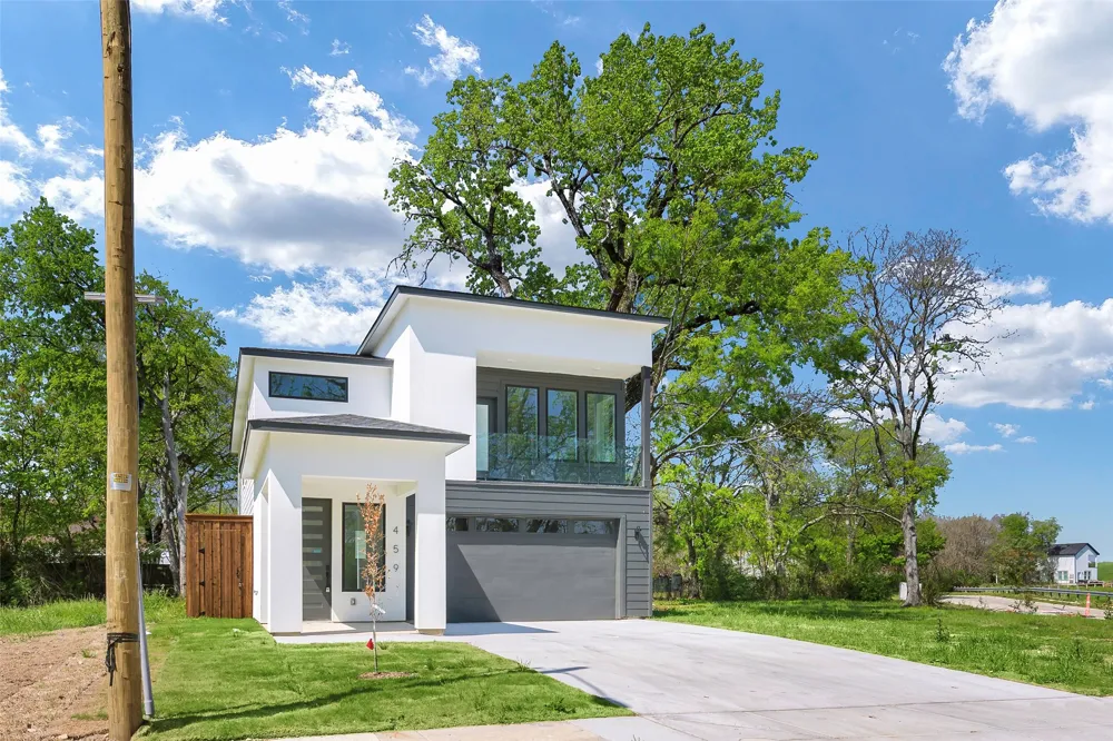 459 Hart Street Dallas, TX 75203