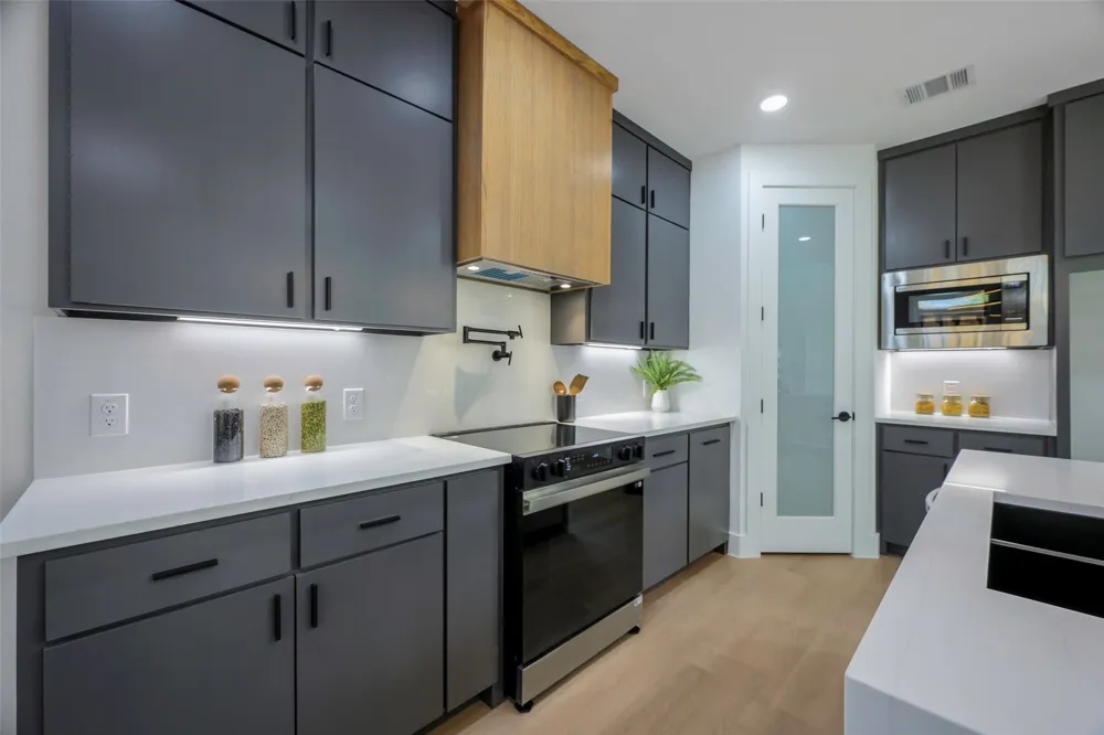 459 Hart Street Dallas, TX 75203