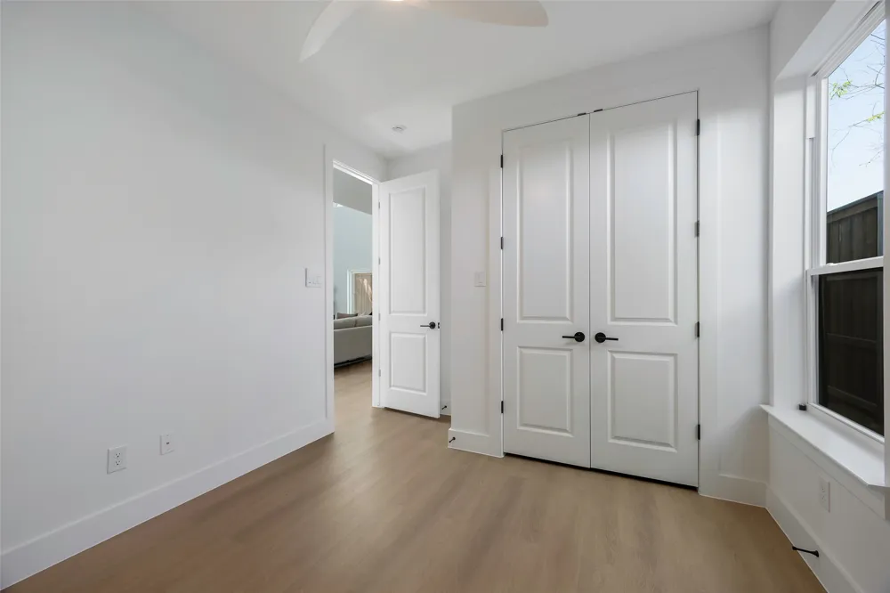 459 Hart Street Dallas, TX 75203