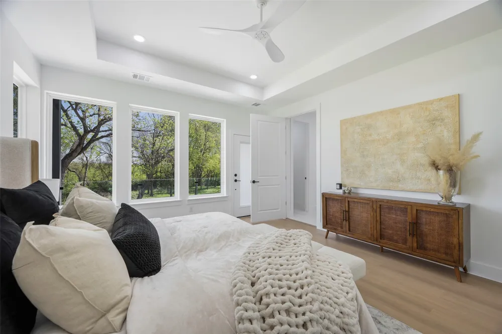 459 Hart Street Dallas, TX 75203