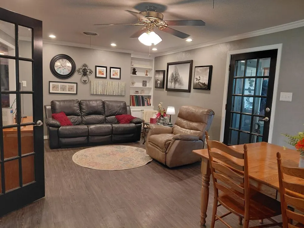 613 County Road 706 Angleton, TX 77515