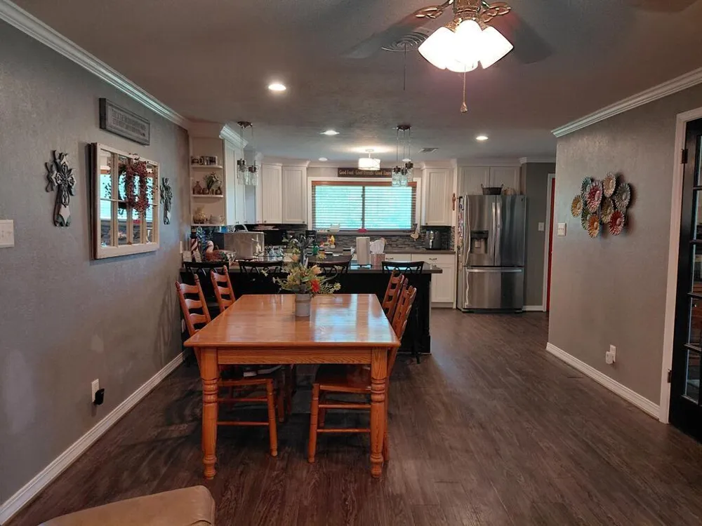 613 County Road 706 Angleton, TX 77515