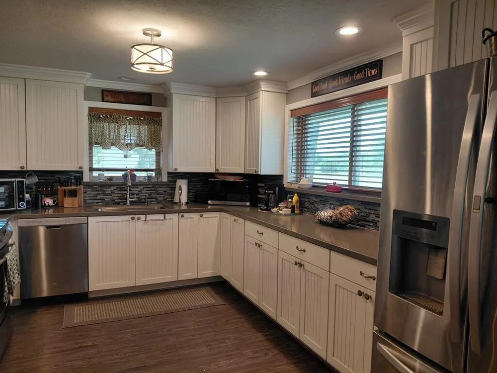 613 County Road 706 Angleton, TX 77515