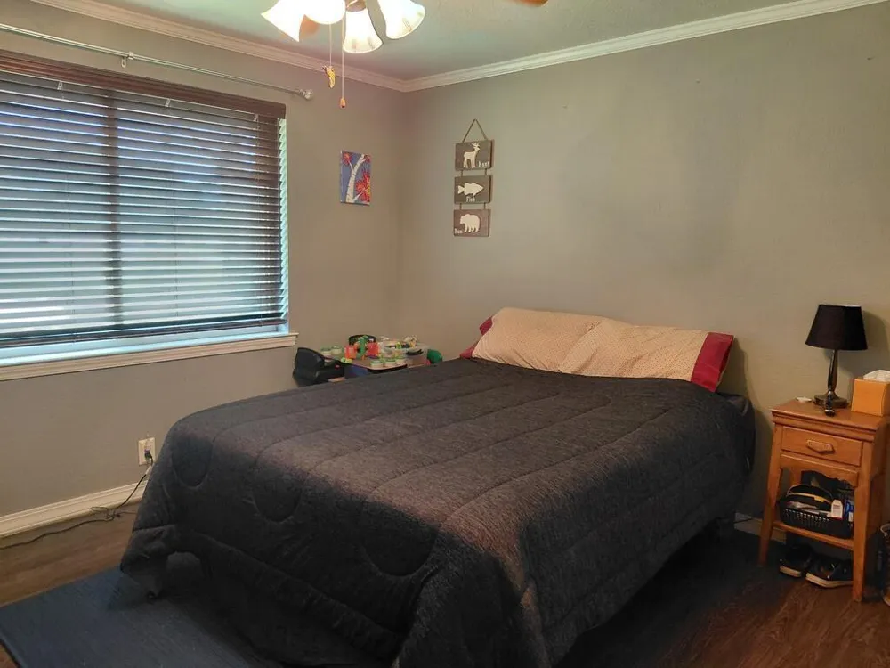 613 County Road 706 Angleton, TX 77515
