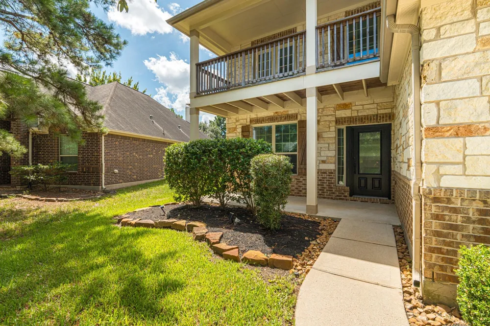 63 W Deer River Circle The Woodlands, TX 77389