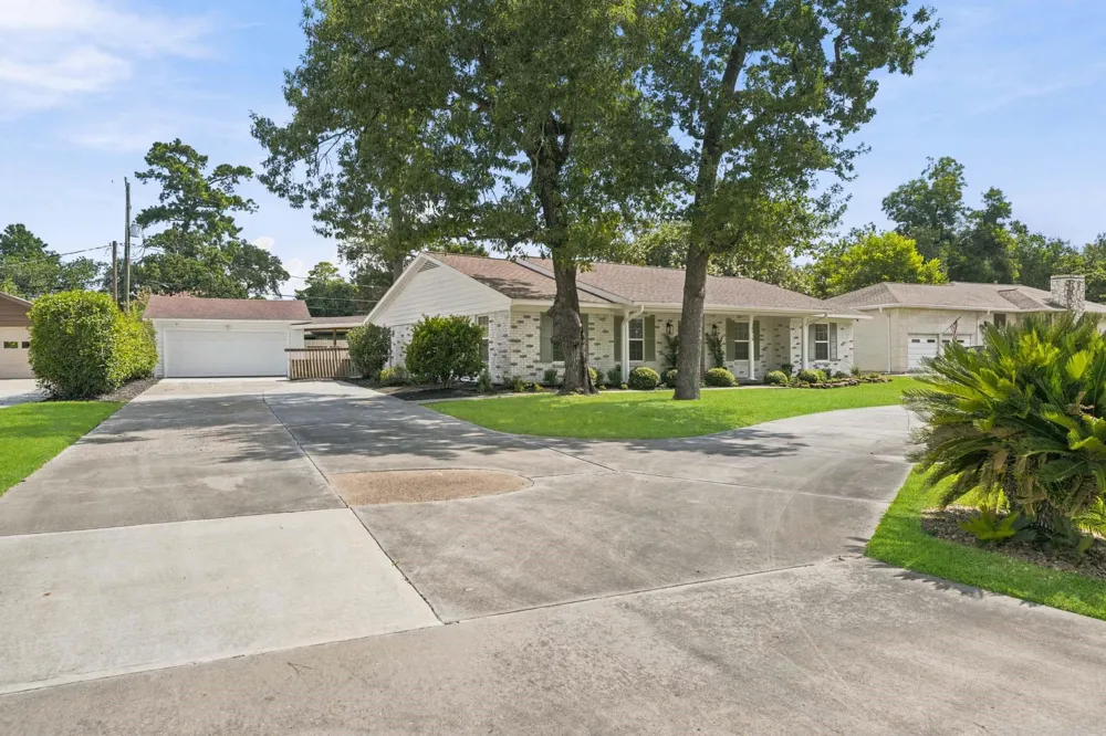 18918 Casper Drive Spring, TX 77373