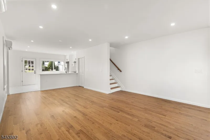 345 Forest St Kearny Town, NJ 07032