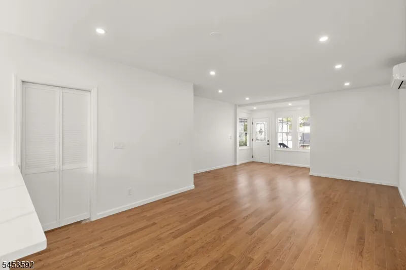 345 Forest St Kearny Town, NJ 07032