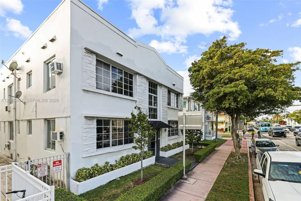 7340 Harding Ave #12 Miami Beach, FL 33141