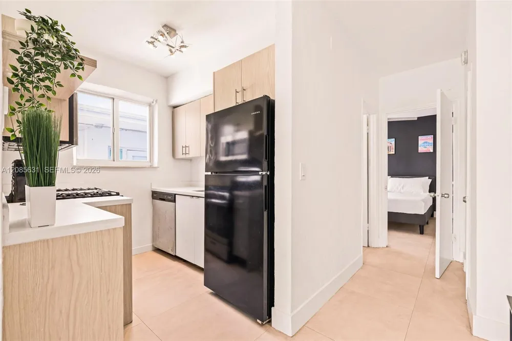 7340 Harding Ave #12 Miami Beach, FL 33141