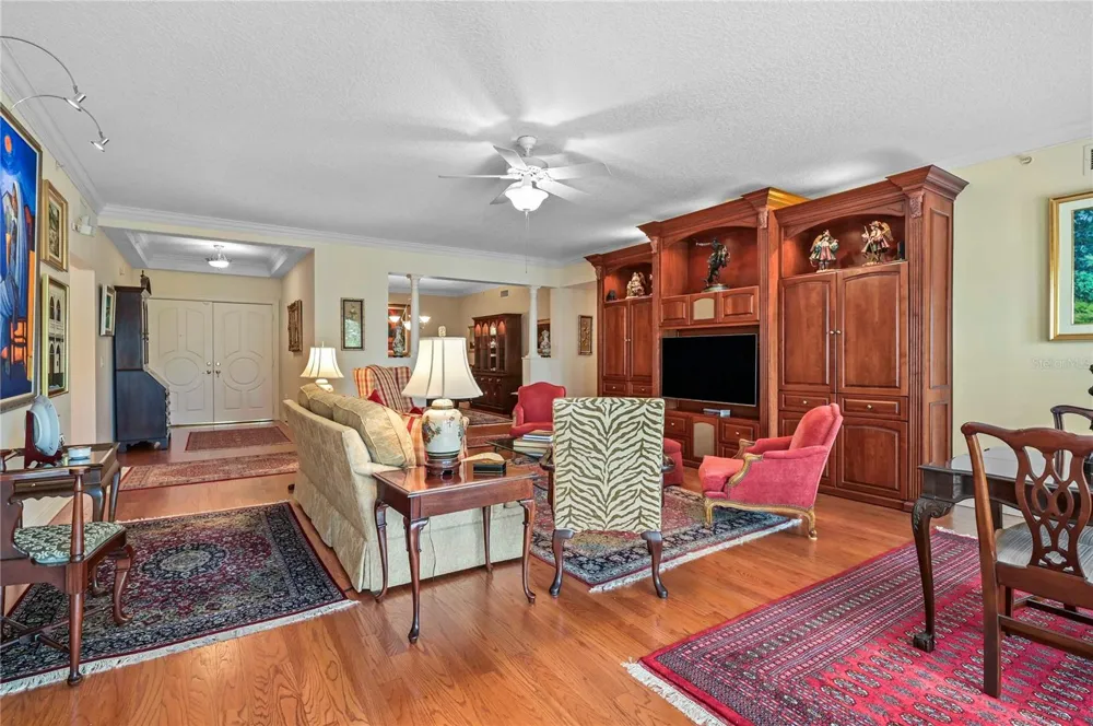 200 S INTERLACHEN AVENUE #350 Winter Park, FL 32789