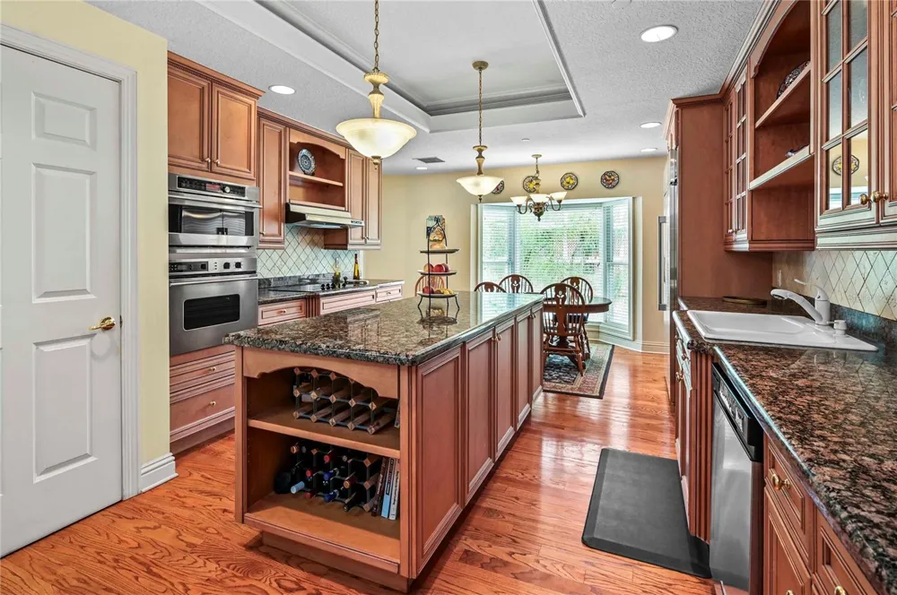 200 S INTERLACHEN AVENUE #350 Winter Park, FL 32789