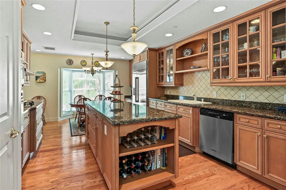 200 S INTERLACHEN AVENUE #350 Winter Park, FL 32789