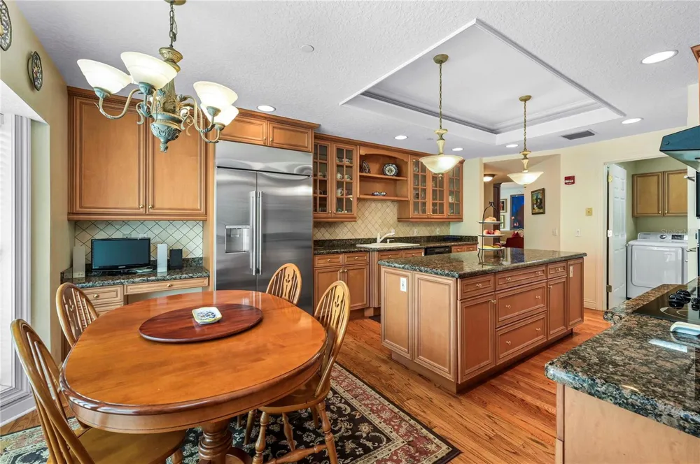200 S INTERLACHEN AVENUE #350 Winter Park, FL 32789