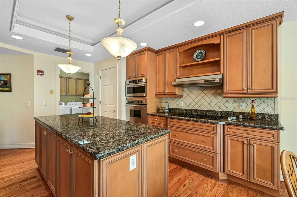 200 S INTERLACHEN AVENUE #350 Winter Park, FL 32789