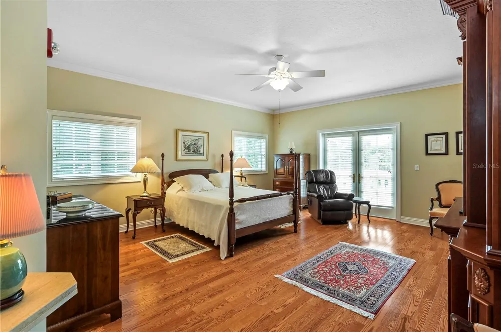 200 S INTERLACHEN AVENUE #350 Winter Park, FL 32789