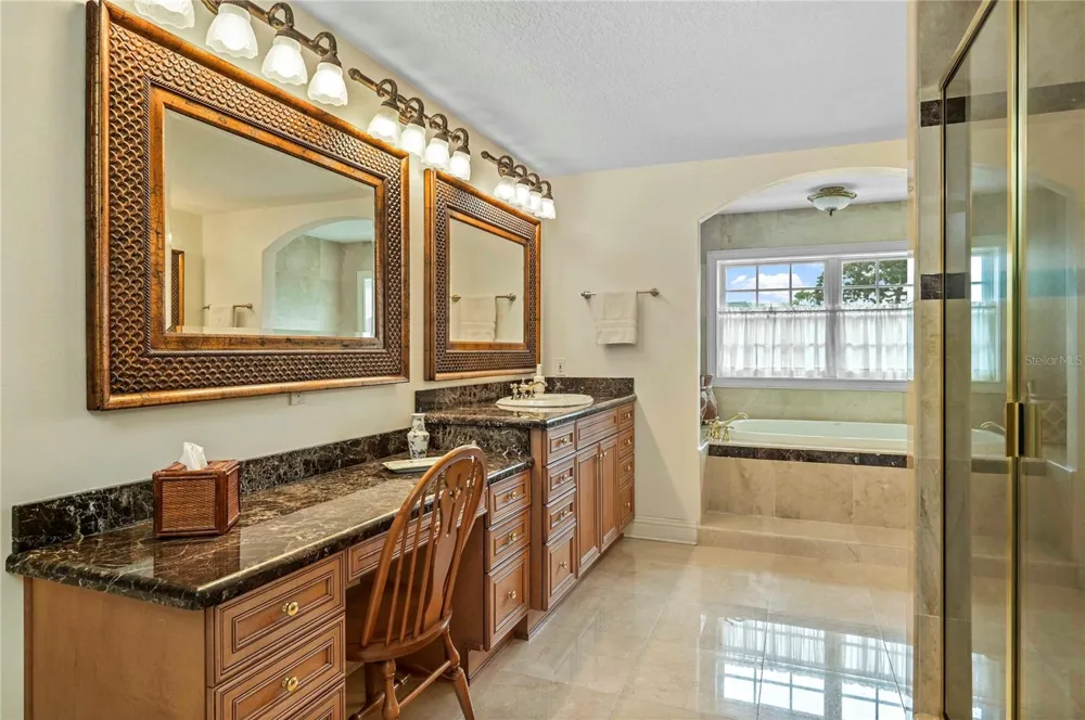 200 S INTERLACHEN AVENUE #350 Winter Park, FL 32789