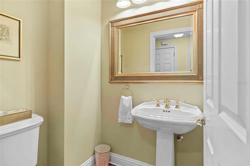 200 S INTERLACHEN AVENUE #350 Winter Park, FL 32789
