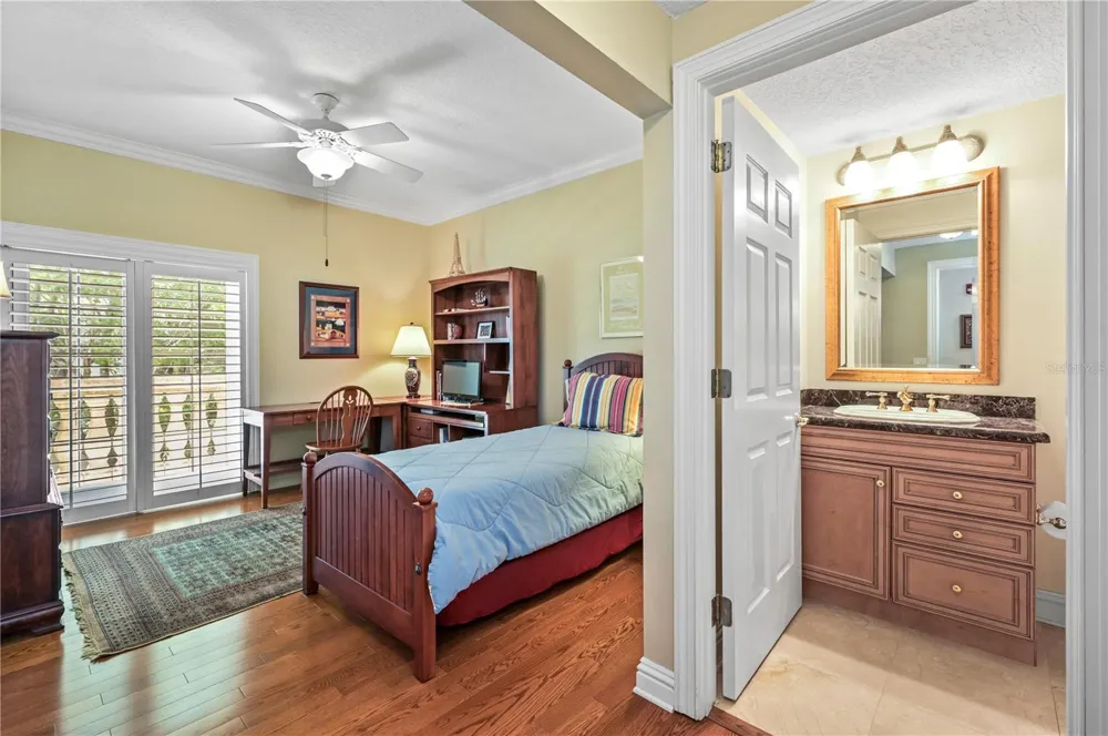 200 S INTERLACHEN AVENUE #350 Winter Park, FL 32789