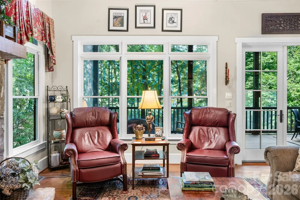 575 Seminole Way Lake Toxaway, NC 28747