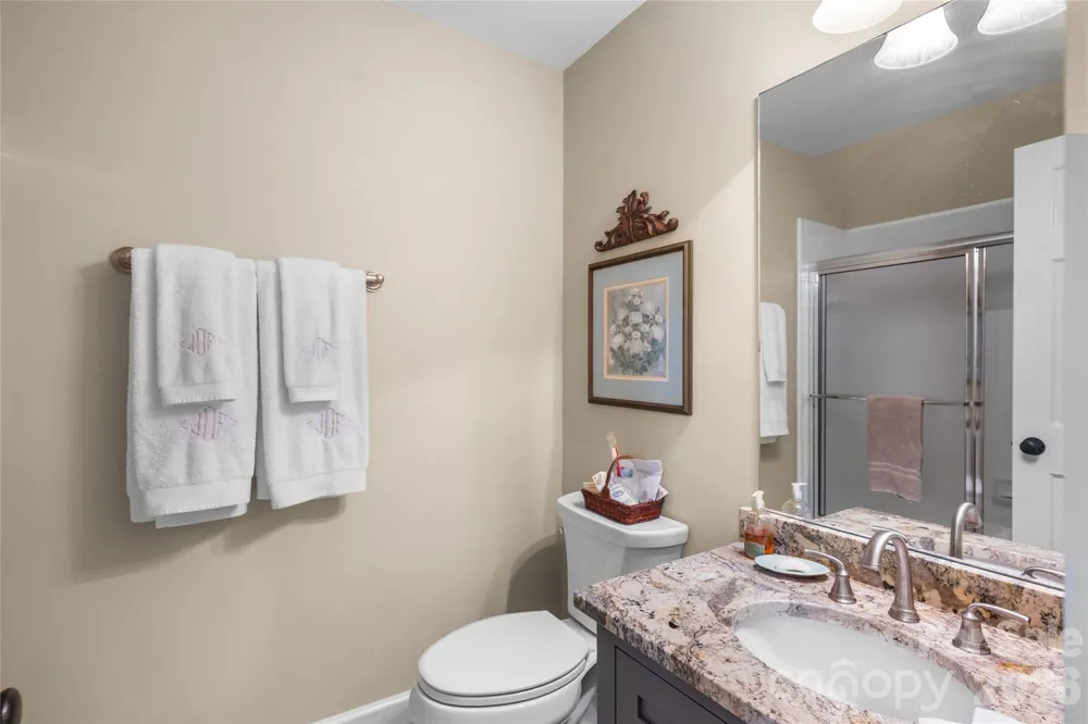 575 Seminole Way Lake Toxaway, NC 28747