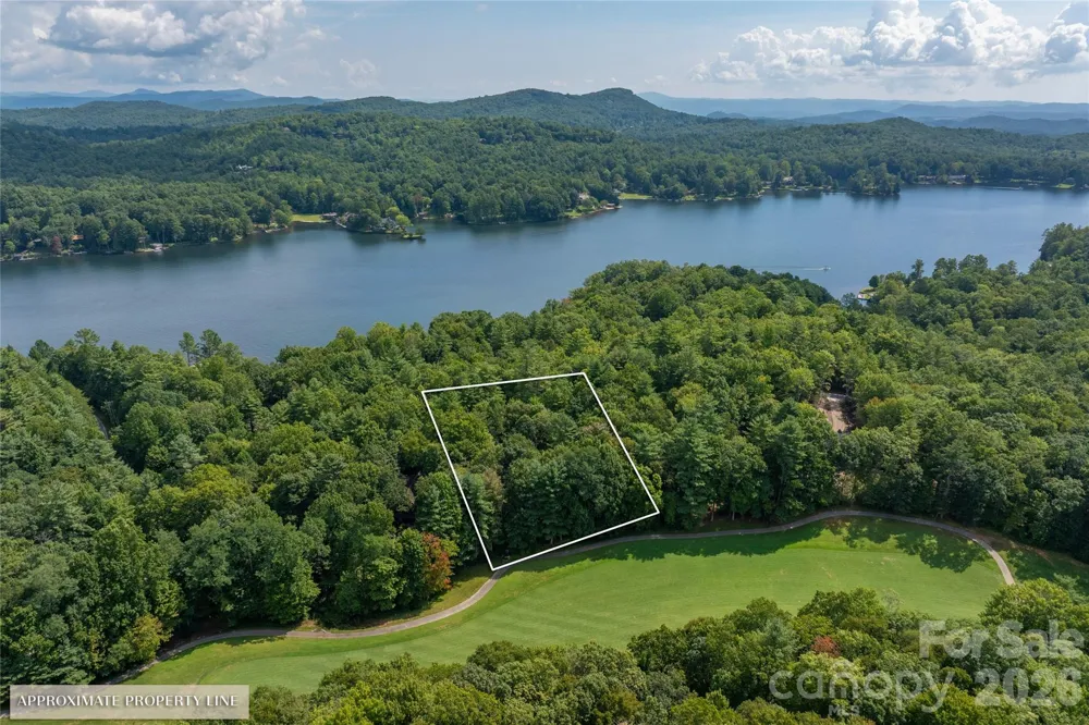 575 Seminole Way Lake Toxaway, NC 28747