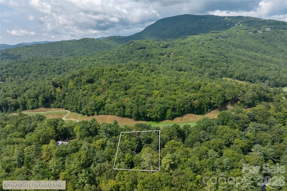 575 Seminole Way Lake Toxaway, NC 28747