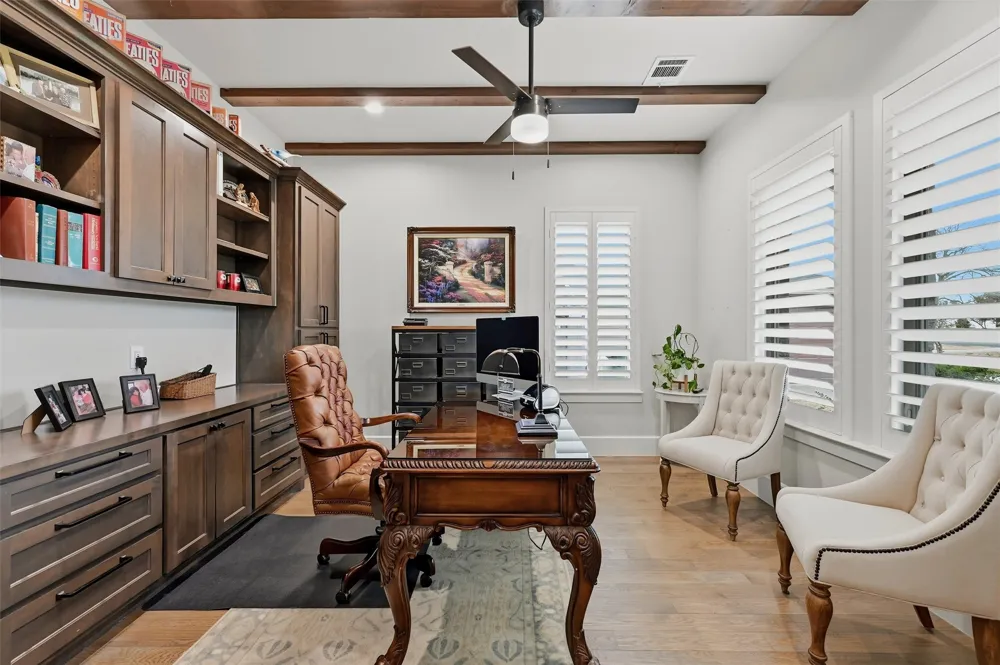 613 Kiowa Drive W Lake Kiowa, TX 76240