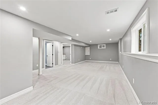 1554 S Flower Court Denver, CO 80232