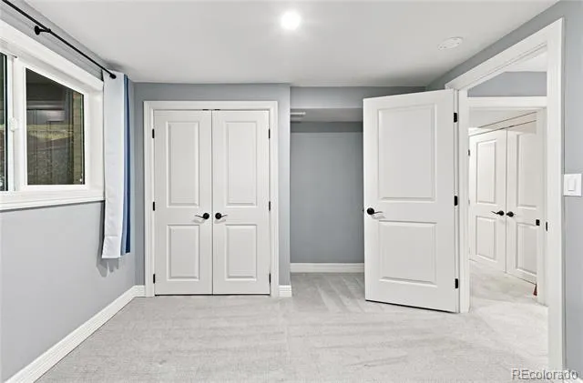 1554 S Flower Court Denver, CO 80232