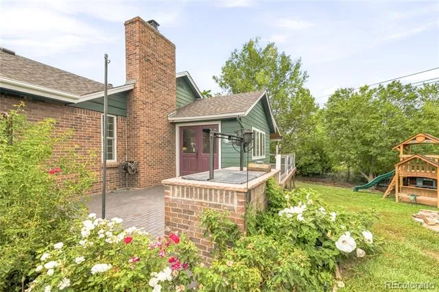 1554 S Flower Court Denver, CO 80232