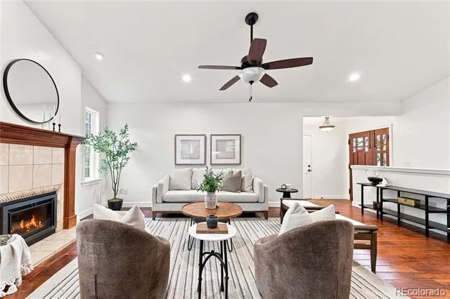 1554 S Flower Court Denver, CO 80232
