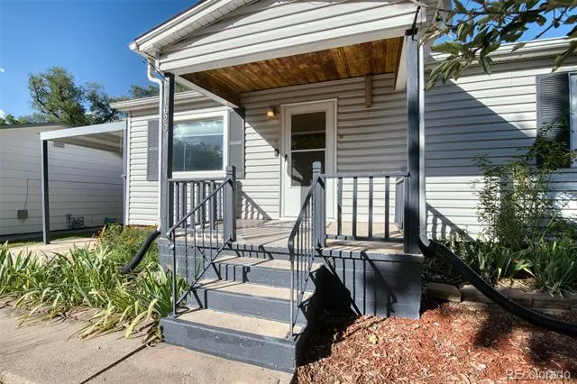 1620 W Boulder Street Colorado Springs, CO 80904