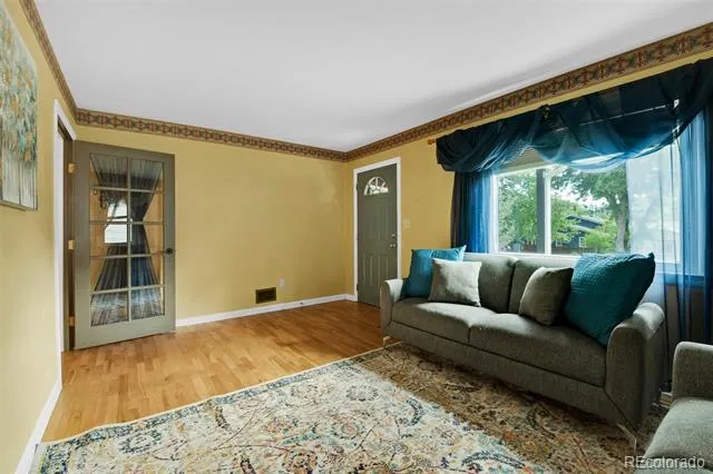 1620 W Boulder Street Colorado Springs, CO 80904