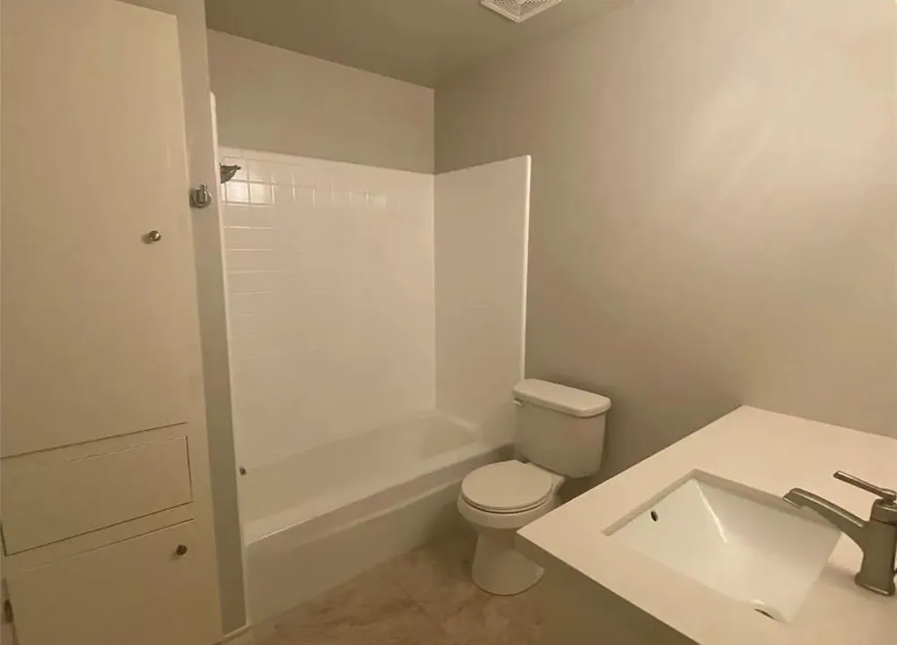 102 Mulberry Street Lake Jackson, TX 77566