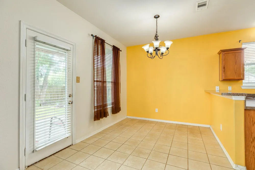 201 Golden Oak Drive Texas City, TX 77591