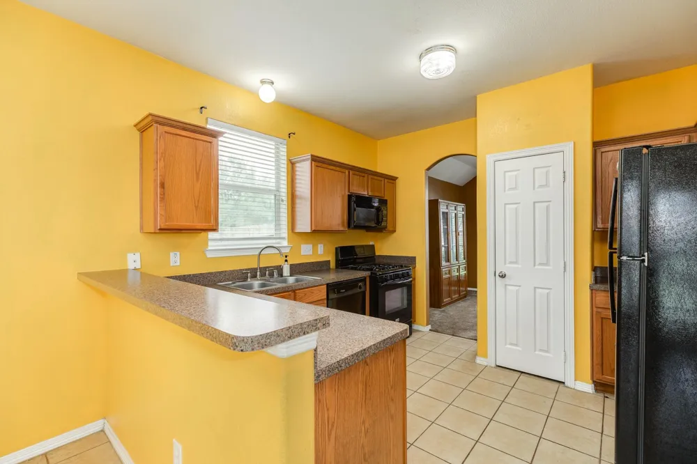 201 Golden Oak Drive Texas City, TX 77591