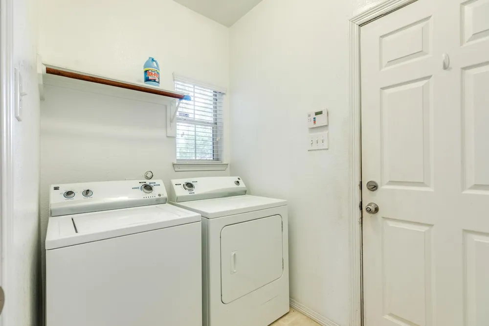 201 Golden Oak Drive Texas City, TX 77591