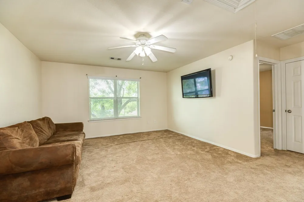 201 Golden Oak Drive Texas City, TX 77591