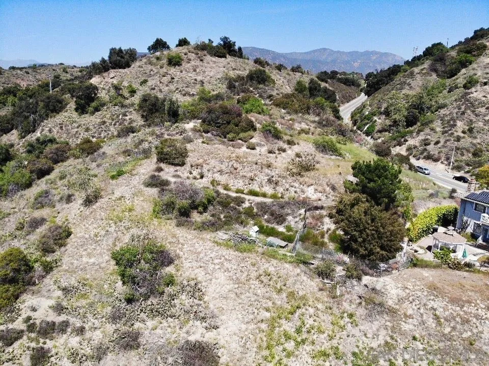16 Esperanza Drive La Verne, CA 91750