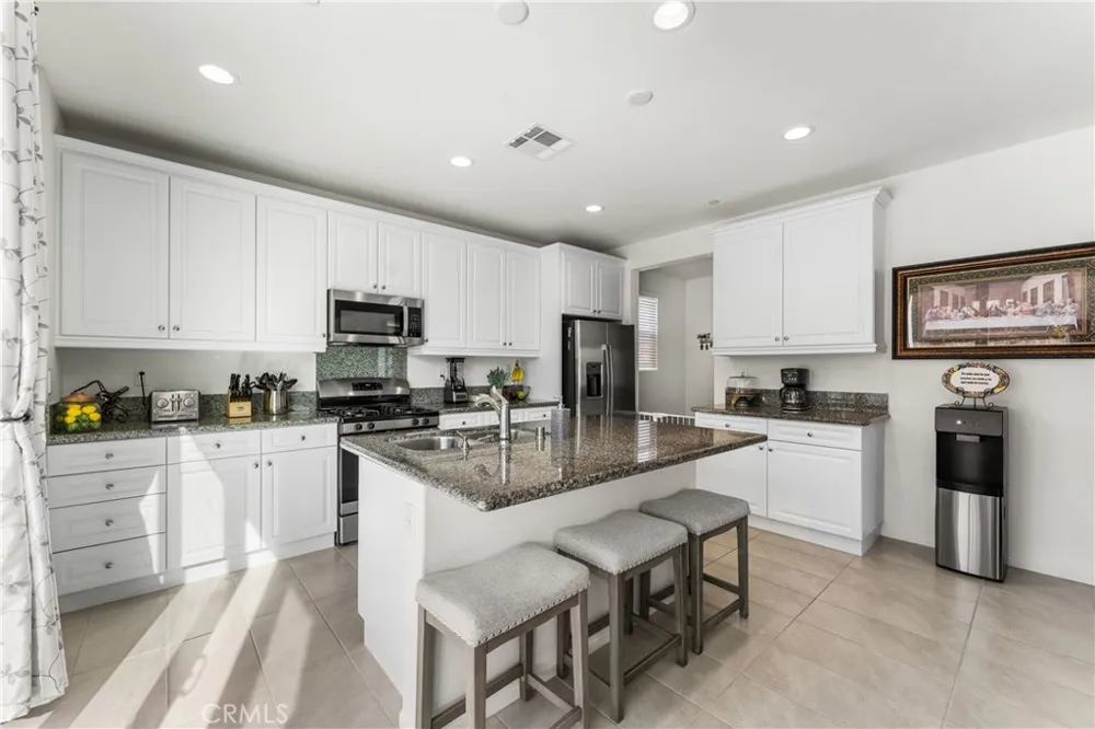 6550 Campbell Palmdale, CA 93552