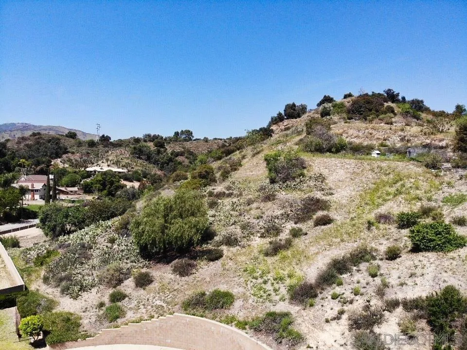 15 Yucca Ct La Verne, CA 91750