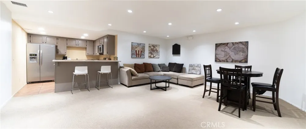 10926 Bluffside Dr. #32 Studio City, CA 91604