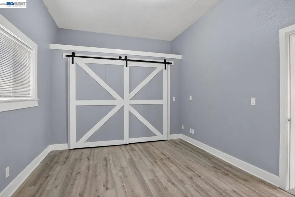 2244 E 20Th St Oakland, CA 94606