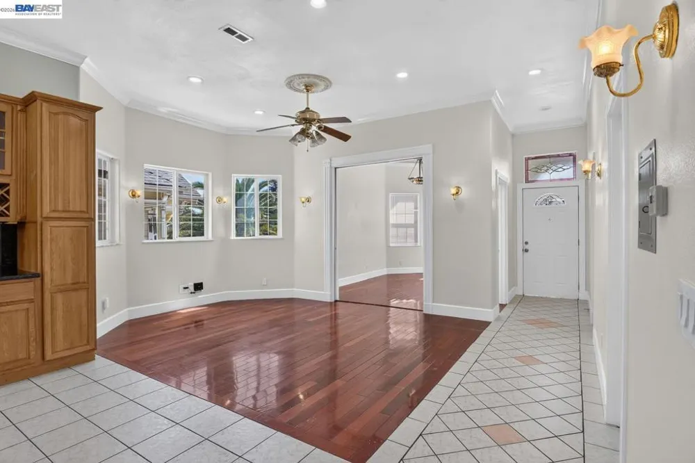 2244 E 20Th St Oakland, CA 94606