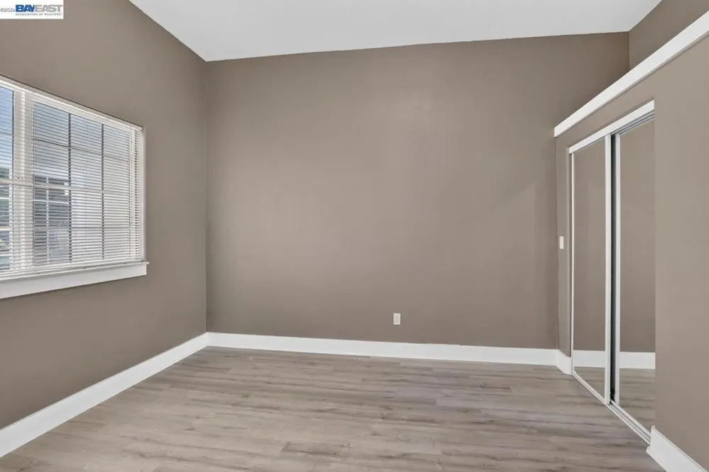 2244 E 20Th St Oakland, CA 94606