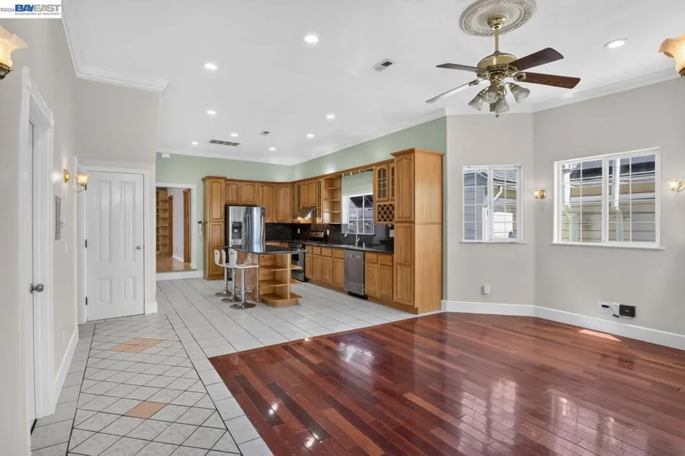 2244 E 20Th St Oakland, CA 94606