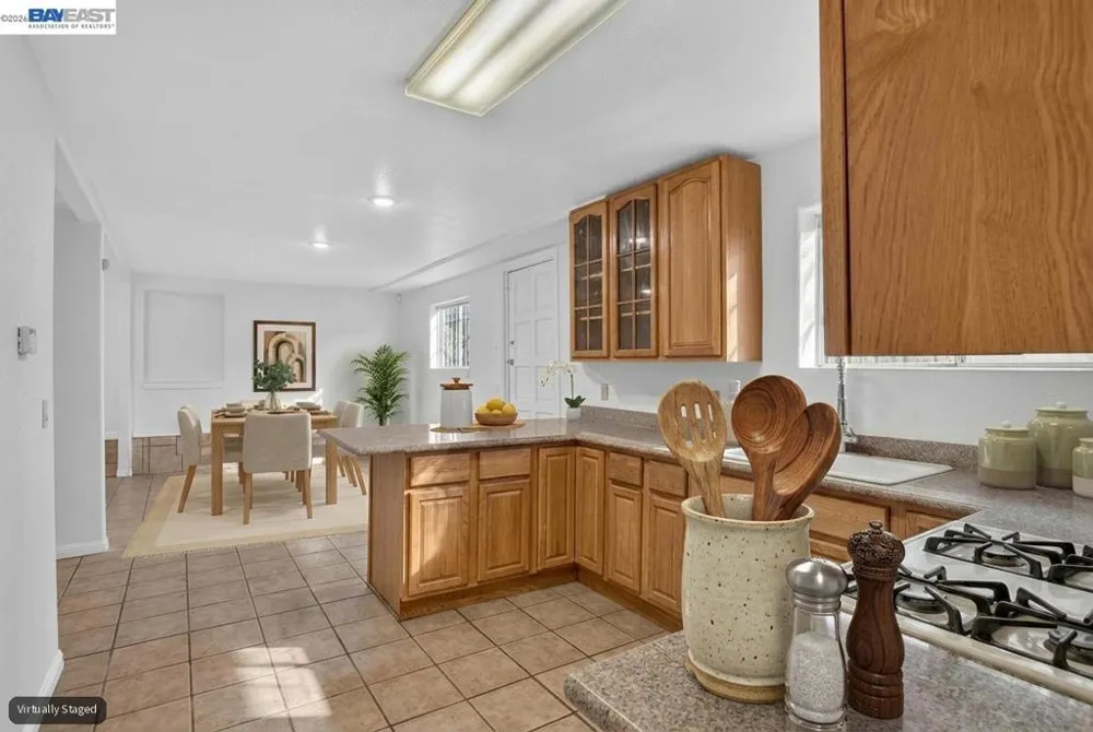 2244 E 20Th St Oakland, CA 94606