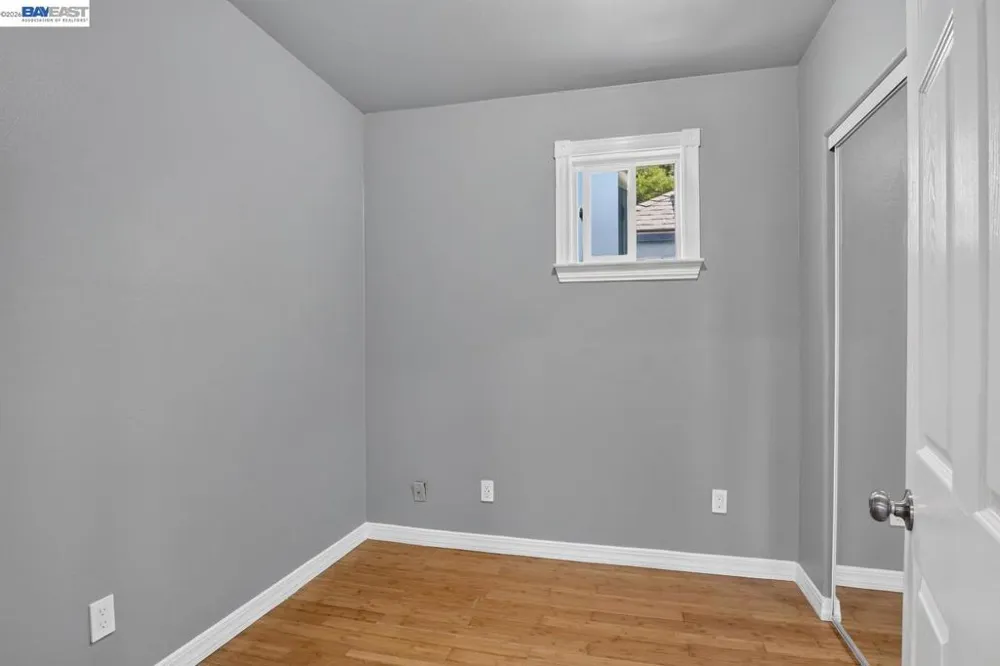 2244 E 20Th St Oakland, CA 94606